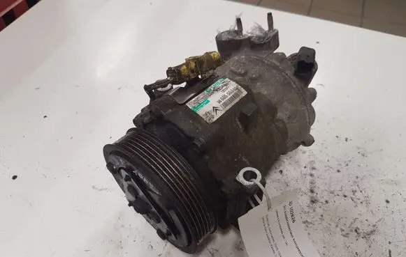 Citroen C4 I Picasso Air conditioning (A/C) compressor (pump) 9660555380