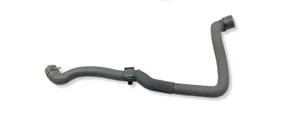 Volkswagen PASSAT B7 Engine coolant pipe/hose 3AA122157