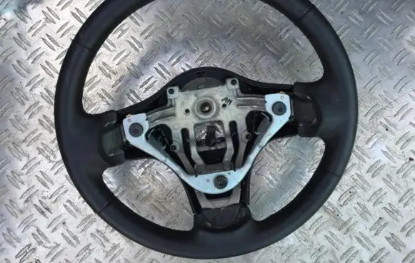 Mitsubishi Colt Steering wheel