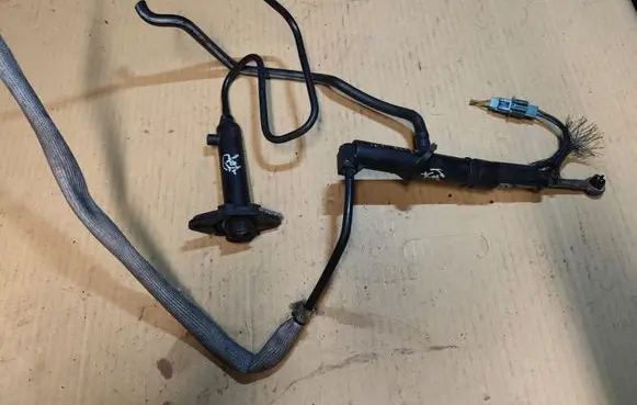 Jeep Cherokee XJ Clutch master cylinder 0807MJ6I3A