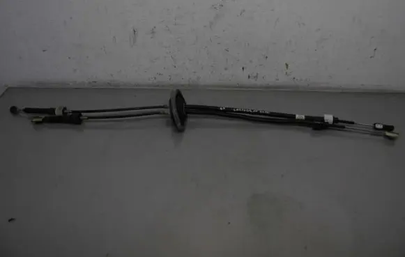 Renault Latitude (L70) Gear shift cable linkage