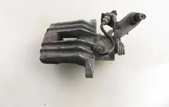 Volkswagen Jetta VI Rear brake caliper