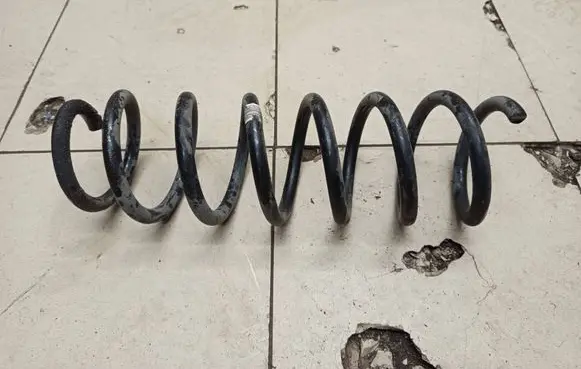 BMW 5 F10 F11 Front coil spring 