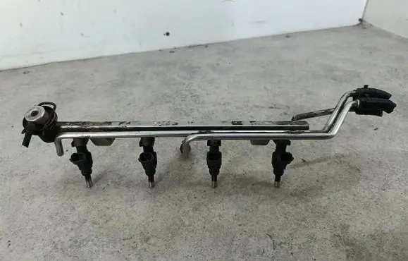 Seat Alhambra (Mk1) Fuel main line pipe 