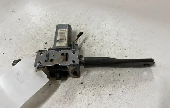 Citroen C5 Seat adjustment motor 984685104 979570D2500A0605