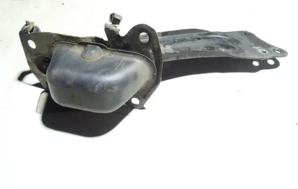 Volkswagen PASSAT B7 Rear suspension control arm 3C0505225B 3C0501475A