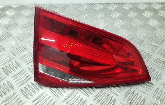 Audi A4 S4 B8 8K Tailgate rear/tail lights 8K5945093D