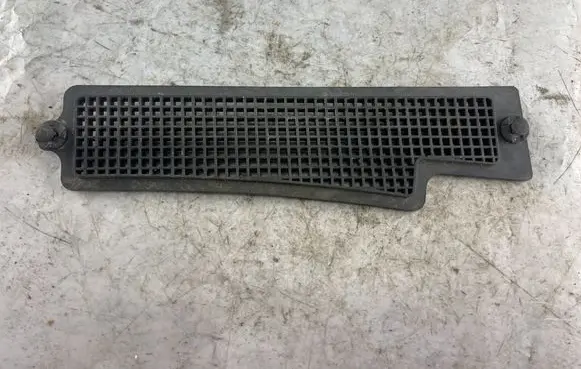 Nissan Patrol Y61 Wiper trim