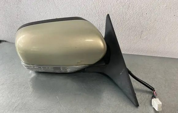 Subaru Legacy Front door electric wing mirror VC02015