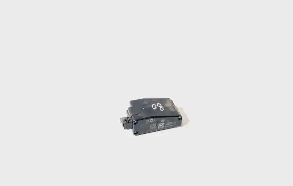Audi A4 S4 B8 8K Steering wheel lock 8K0905852D 8K0905852 033571101