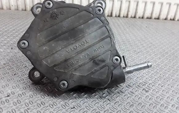 Toyota Auris 150 Vacuum pump