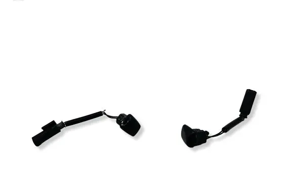 BMW 5 E60 E61 Windshield washer spray nozzle 7046060