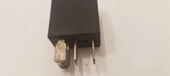Volvo S60 Other relay 4R000781400 9441161