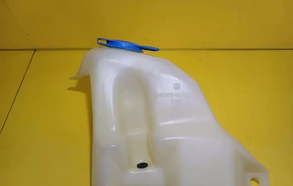 Volkswagen Polo III 6N 6N2 6NF Windshield washer fluid reservoir/tank 6N0955453C
