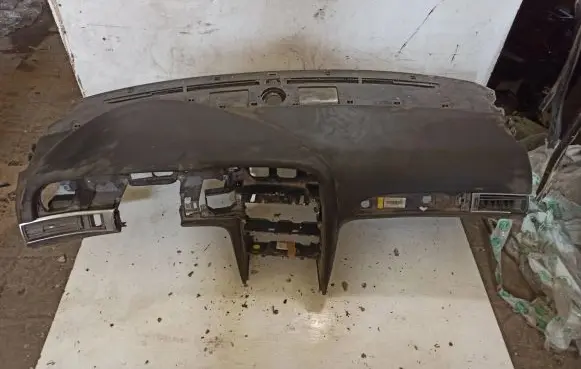 Audi A6 S6 C6 4F Dashboard 4F0857067A T0021824 5C1001001