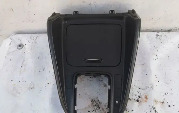 KIA Carens III Car ashtray