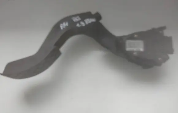 Audi A4 S4 B5 8D Accelerator throttle pedal 8D1721523