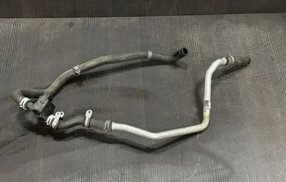 Porsche Cayenne (92A) Engine coolant pipe/hose 7PP819810A 7P0815249 7P0815984