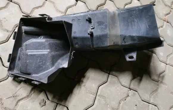Opel Combo E Intercooler air guide/duct channel 9816871780