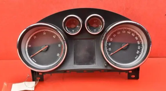 Opel Insignia A Speedometer (instrument cluster) 12844138