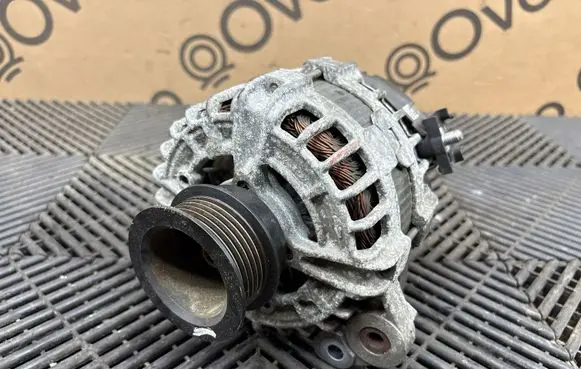 Volvo XC90 Generator/alternator 30659580