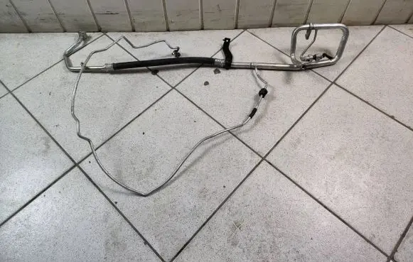 Subaru Legacy Air conditioning (A/C) pipe/hose