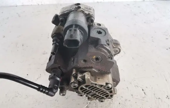 Renault Espace III Fuel injection high pressure pump 0445010033 8200170377