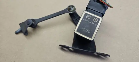 Mercedes-Benz SL R230 Headlight/headlamp level sensor A0025428818 0025428818 A2303200489