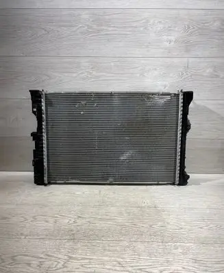BMW X4 G02 Coolant radiator 8472272 LR794002 68975510