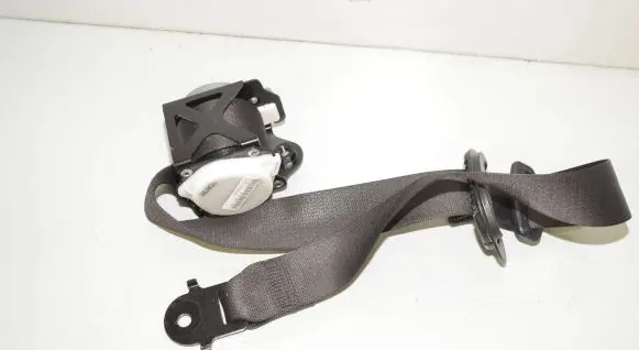 BMW X5 E70 Front seatbelt 7161042 72117161042