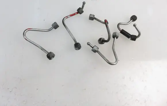 Renault Megane II Fuel injector supply line/pipe 