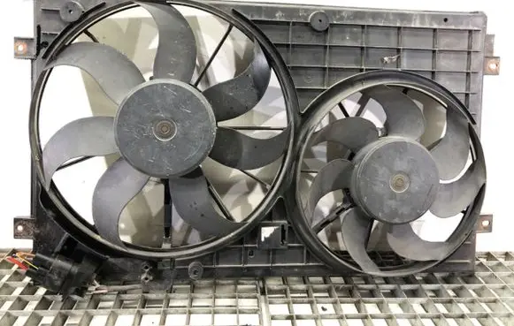 Volkswagen Golf V Fan set 1K0121207T