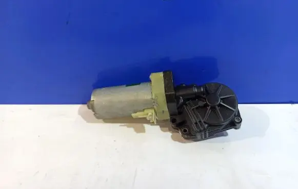 Seat adjustment motor