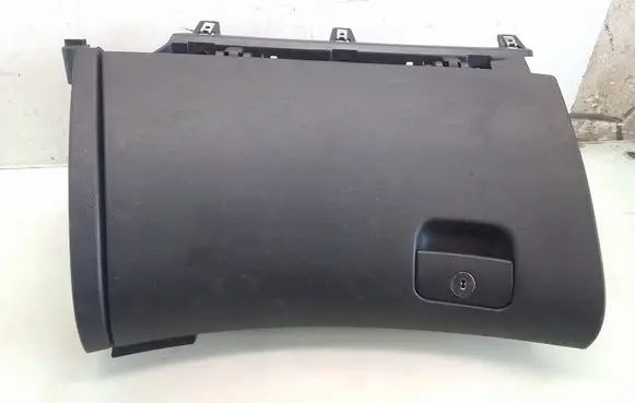 Hyundai i30 Glove box 845412L000
