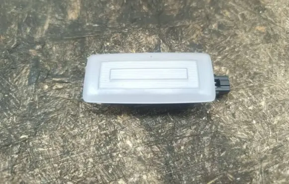 Volkswagen PASSAT B8 Other interior light 10A947109A