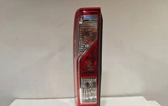 Renault Master III Rear/tail lights 265550023R