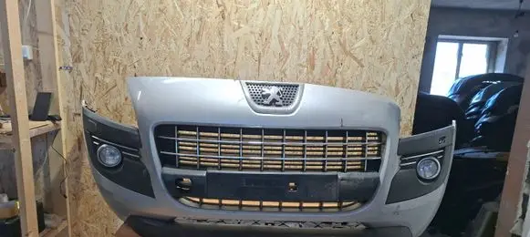 Peugeot 3008 I Front bumper 