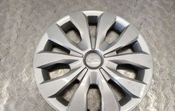 Ford Transit Courier II R16 wheel hub/cap/trim R2X61130AA