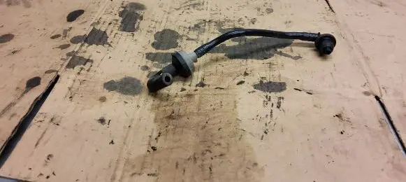 Volkswagen PASSAT B6 Valve vacuum 271005