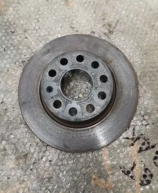 Volkswagen PASSAT B7 USA Rear brake disc