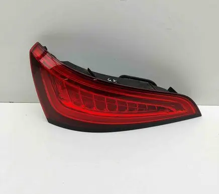 Rear/tail lights