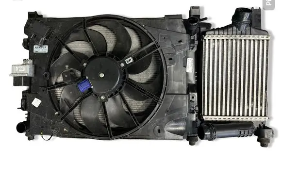 Renault Captur Radiator set 21410B680A 110678071R 214818009