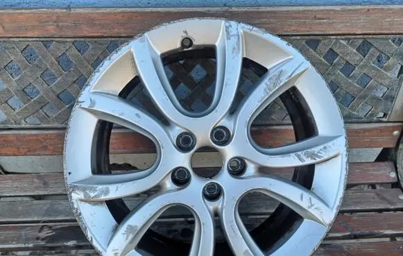 Peugeot 308 R18 alloy rim 