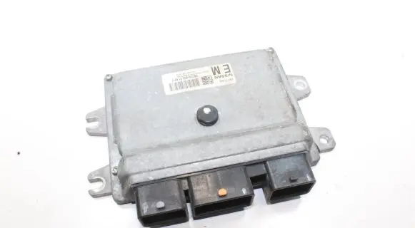 Nissan Qashqai Engine control unit/module MEC93600