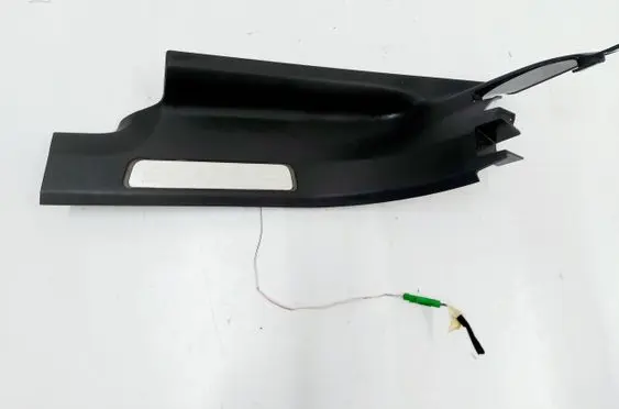 Volvo XC90 Side skirt rear trim 39829995