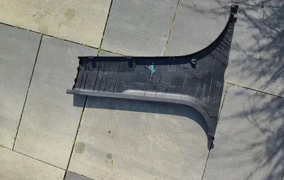 KIA Picanto (B) pillar trim (bottom) 858451Y000