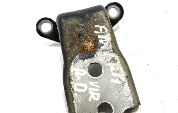 Opel Antara Front door upper hinge 07D24 07D28