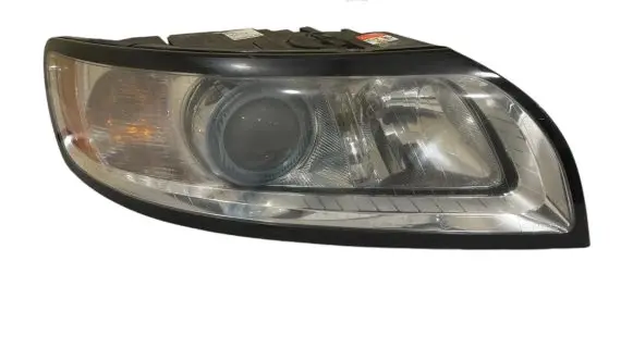 Volvo V50 Headlight/headlamp 31265699 0301237272 LE06A6152X