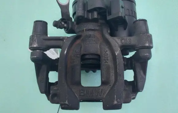 BMW 2 F45 Rear brake caliper 6798957 6426056