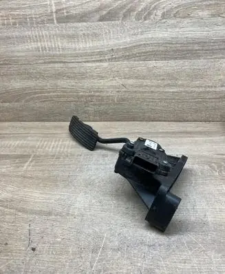 Opel Astra H Accelerator throttle pedal 9158010 6PV00811300